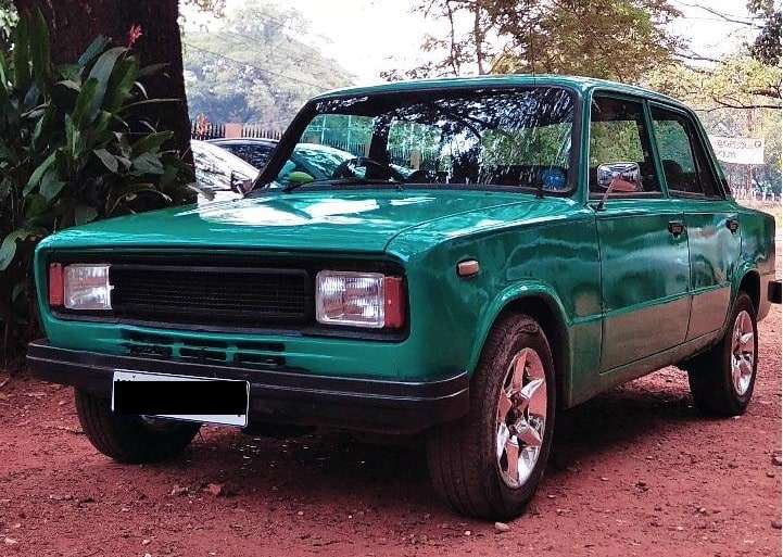 90s sedan cars in India